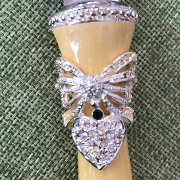 3/$25💜New wedding cake knife - Picture 1 of 5